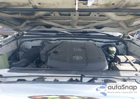 2007 Toyota Tacoma Prerunner V6 из США, поврежденный, VIN 3TMJU62N07M030451